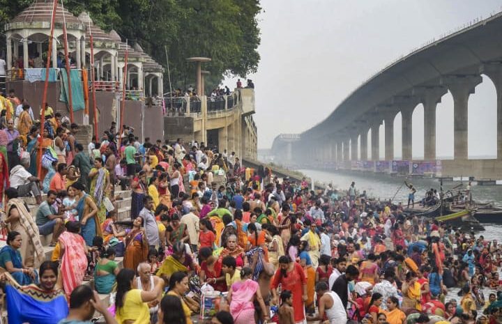  गंगा दशहरा आज,बिहार भर के घाटों पर श्रद्धालु लगा रहे आस्था की डुबकी