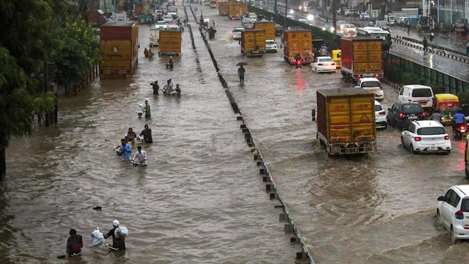 delhi gurugram rains