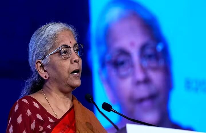  केंद्रीय मंत्री निर्मला सीतारमण का बड़ा बयान आया सामने,बोलीं-2024 की जनगणना के बाद लागू होगा महिला आरक्षण बिल