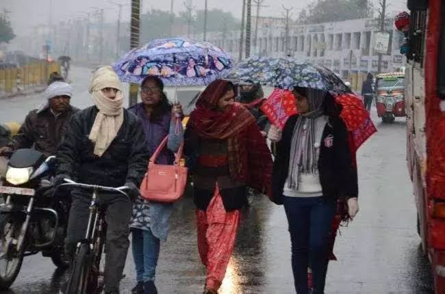  दिल्ली-एनसीआर समेत देश के कई राज्यों में आज होगी बारिश,मौसम विभाग ने जारी किया अलर्ट