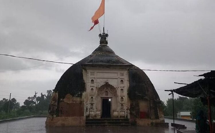  यहां पर पत्थर से टपकती बूंदें करती हैं मानसून की सटीक भविष्यवाणी,इस चमत्कारी मंदिर के आगे फेल है मौसम विभाग