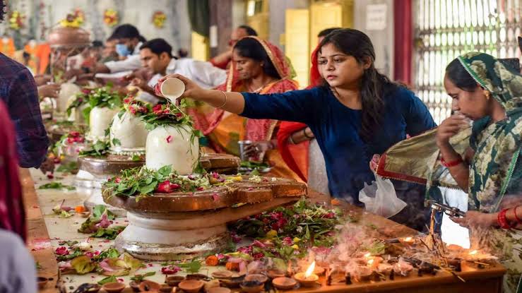  कल है सावन का आखिरी सोमवार,इस समय करें जलाभिषेक सुखी रहेगा जीवन